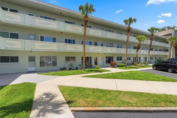 2386 SUMATRAN WAY #14, Clearwater, FL 33763