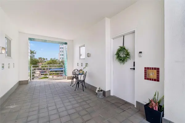 4950 BAYSHORE BLVD #30, Tampa, FL 33611