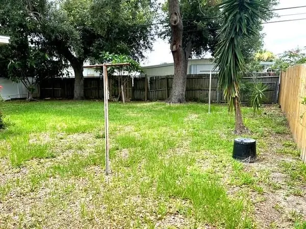 10964 84TH AVE, Seminole, FL 33772