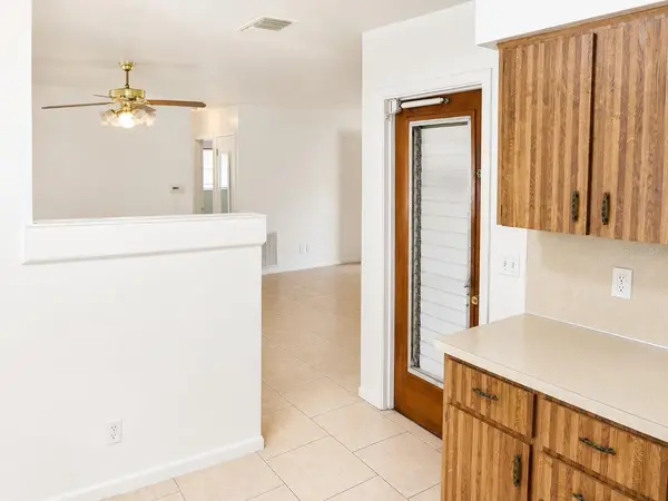 10964 84TH AVE, Seminole, FL 33772
