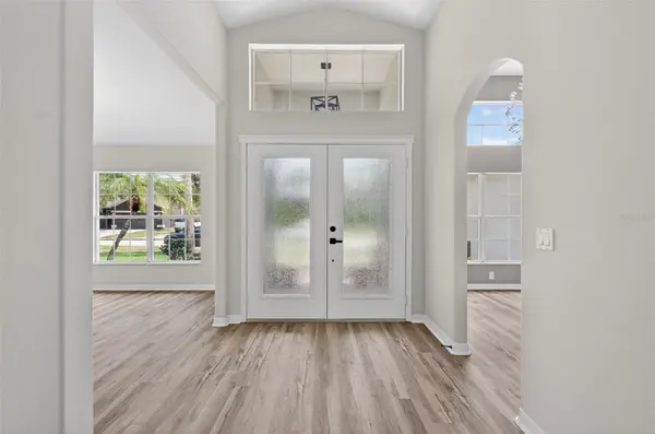 7705 NOTTINGHILL SKY DR, Apollo Beach, FL 33572