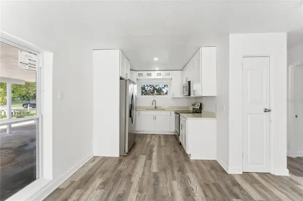 6221 FLORIDA CIR E, Apollo Beach, FL 33572