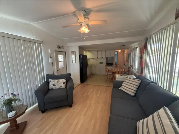 12674 SEMINOLE BLVD #S18, Largo, FL 33778