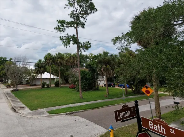 LEMON ST, Tarpon Springs, FL 34689