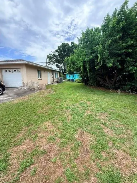 830 55TH AVE S, St Petersburg, FL 33705
