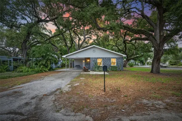5326 S RUSSELL ST, Tampa, FL 33611