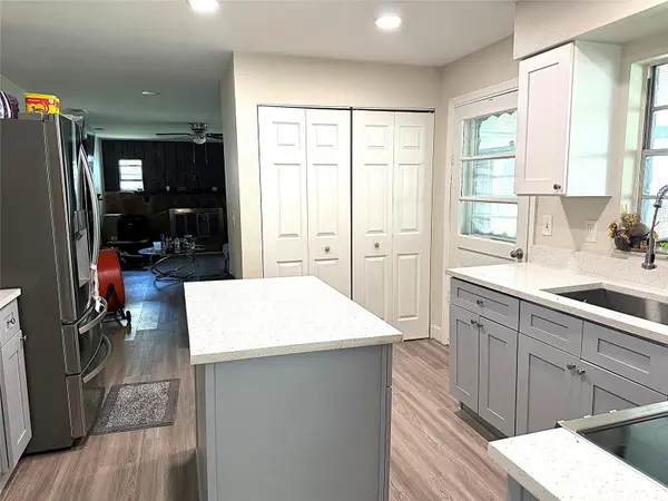 39246 LIZABETH CIR, Zephyrhills, FL 33542