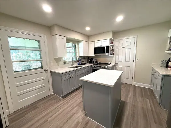 39246 LIZABETH CIR, Zephyrhills, FL 33542