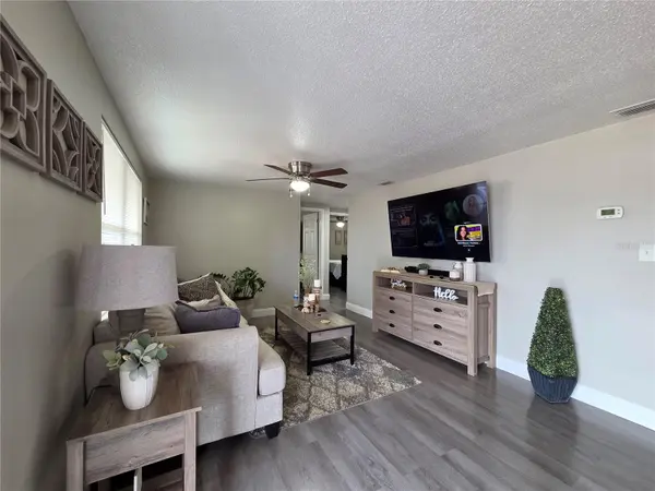4834 GASLIGHT AVE, Holiday, FL 34690