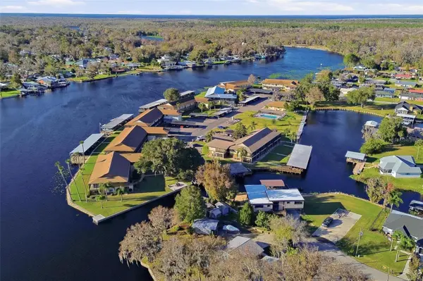 1640 JUNO TRL #101H, Astor, FL 32102