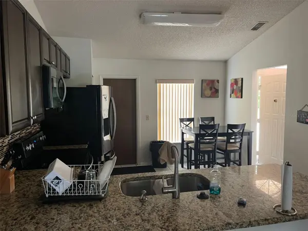 330 BONNIE LN, Orange City, FL 32763