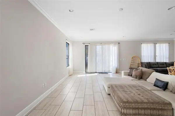 1214 FOUNTAIN COIN LOOP, Orlando, FL 32828