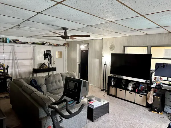 424 W HOGLE AVE, Deland, FL 32720