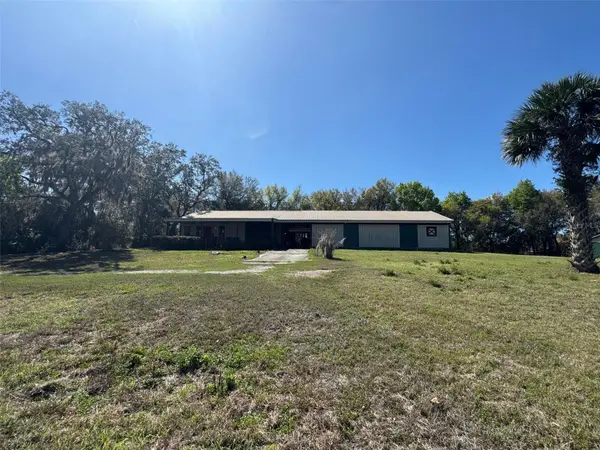 1065 S MASSACHUSETTS AVE, Deland, FL 32724