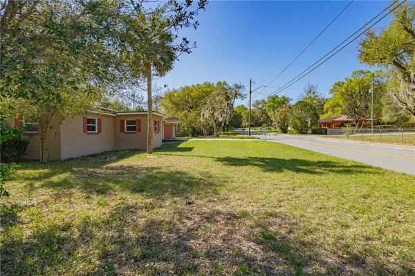 805 S STONE ST, Deland, FL 32720