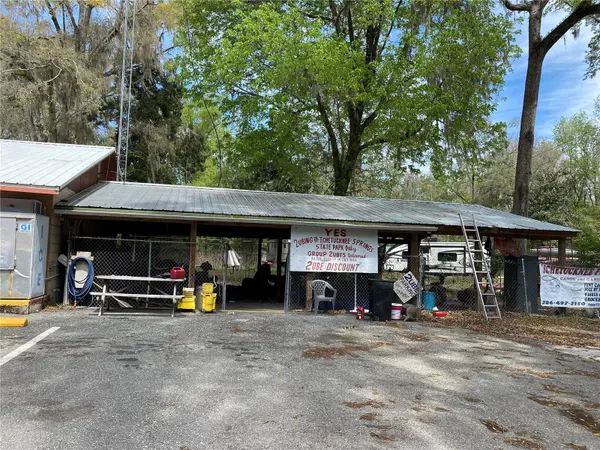8587 SW ELIM CHURCH RD, Fort White, FL 32038