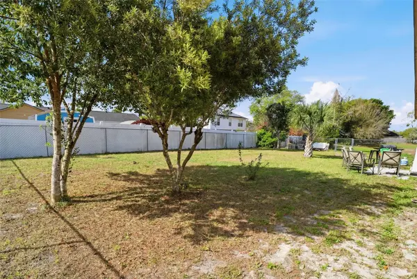 783 S ATMORE CIR, Deltona, FL 32725