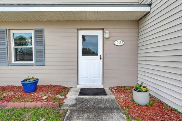 1238 SUWANEE RD, Daytona Beach, FL 32114