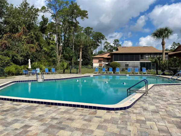 100 SWEETGUM WOODS CT #8D, Deltona, FL 32725