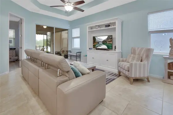 412 TISBURY CT, Deland, FL 32724