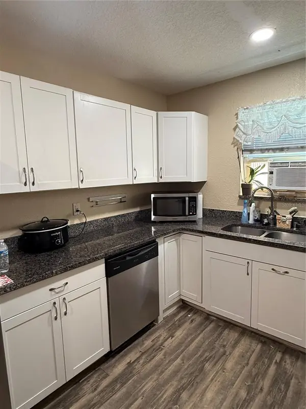 1405 JACKSON AVE, Daytona Beach, FL 32117