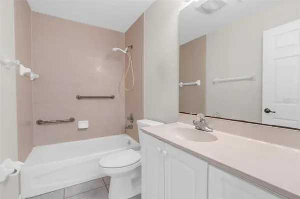 545 WAYNE AVE, New Smyrna Beach, FL 32168
