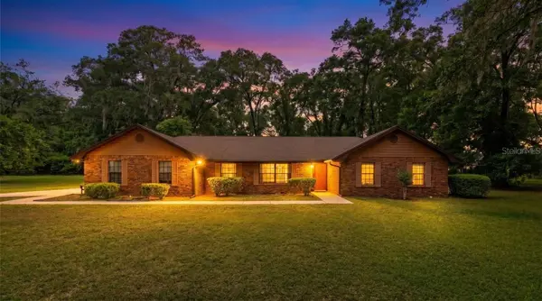 1305 GREENLAND TRCE, Deland, FL 32720