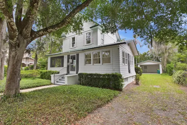 533 N SANS SOUCI AVE, Deland, FL 32720