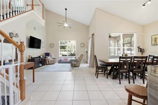 423 VICTORIA HILLS DR, Deland, FL 32724