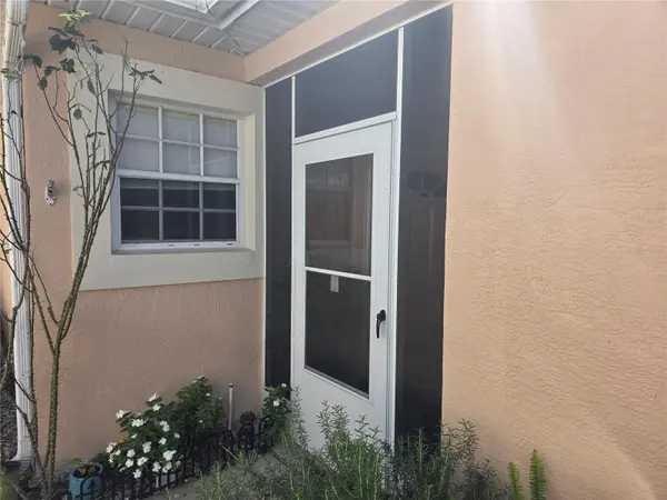 322 FOXHILL CT, Debary, FL 32713