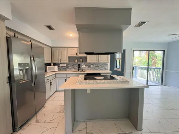 100 KINGBIRD CIR #1, Daytona Beach, FL 32119