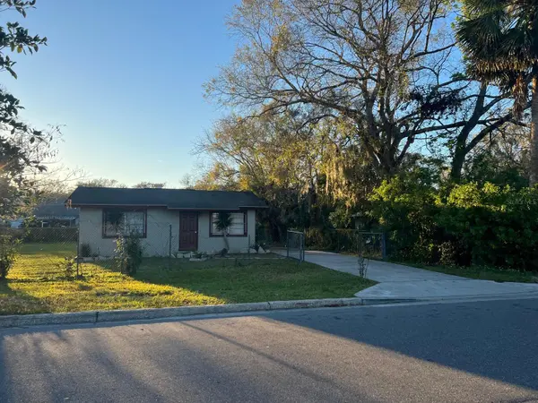 1112/1114 S BAY AVE, Sanford, FL 32771