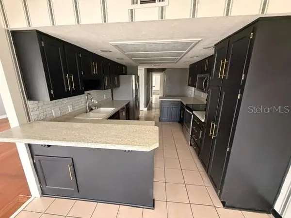 7 CLEE CT, Palm Coast, FL 32137