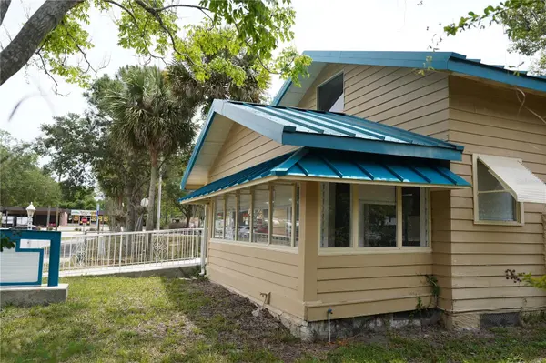 1004 TALTON AVE, Deland, FL 32720