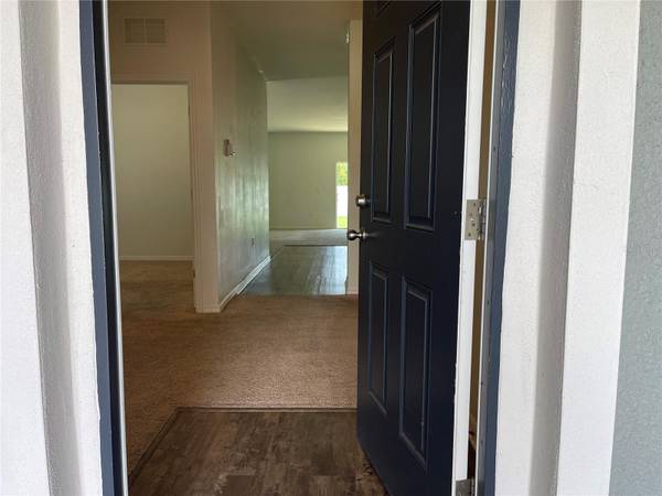 2858 NEVERLAND DR, New Smyrna Beach, FL 32168