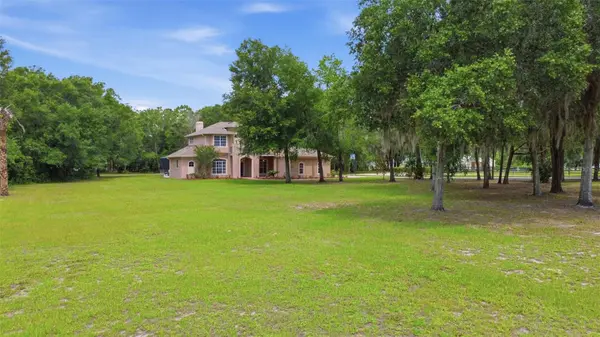 530 N BLUE LAKE AVE, Deland, FL 32724
