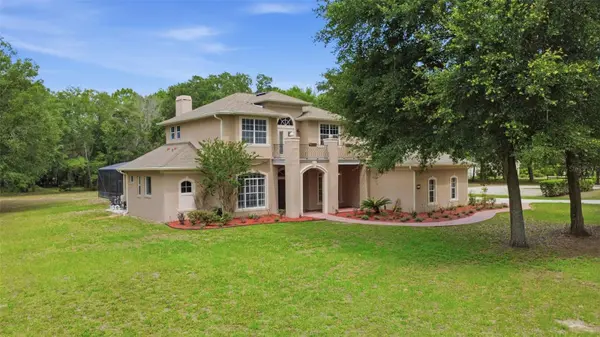 530 N BLUE LAKE AVE, Deland, FL 32724