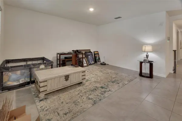 1235 WINTER GRAY CIR, Deltona, FL 32738
