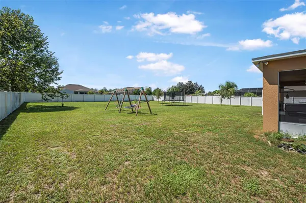 120 LOS ARBOR DR, Deland, FL 32724