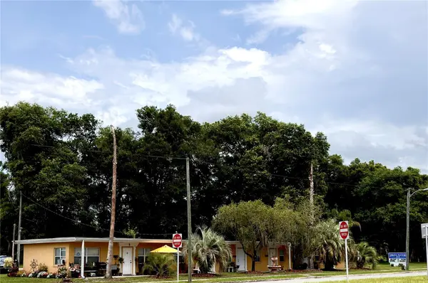 4851 US HIGHWAY 17 HWY, De Leon Springs, FL 32130