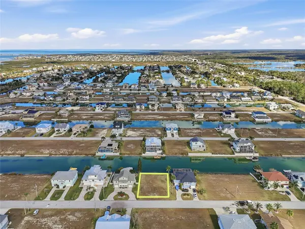 Address not disclosed, Hernando Beach, FL 34607