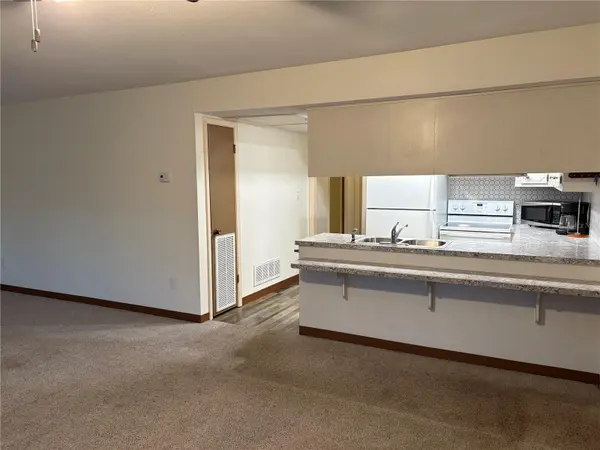 5433 PALM DR, New Port Richey, FL 34652