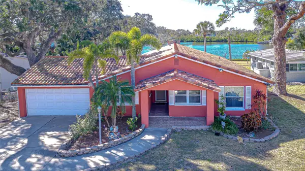 7051 MORNINGSTAR LN, New Port Richey, FL 34652