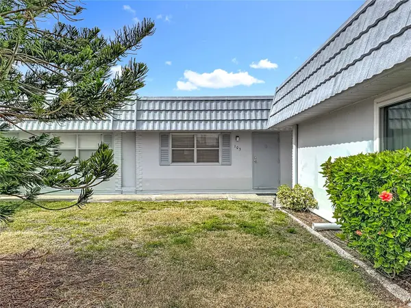 202 BEDFORD TRL #103, Sun City Center, FL 33573