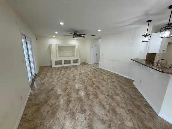 11722 CREST CREEK DR, Riverview, FL 33569