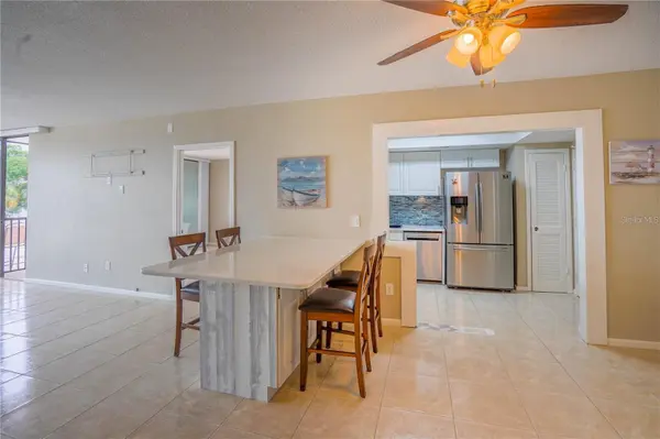 7100 SUNSHINE SKYWAY LN S #201, St Petersburg, FL 33711