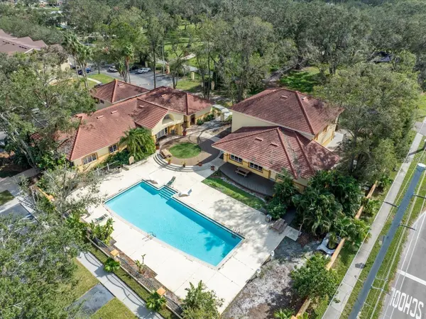 5606 PINNACLE HEIGHTS CIR #306, Tampa, FL 33624
