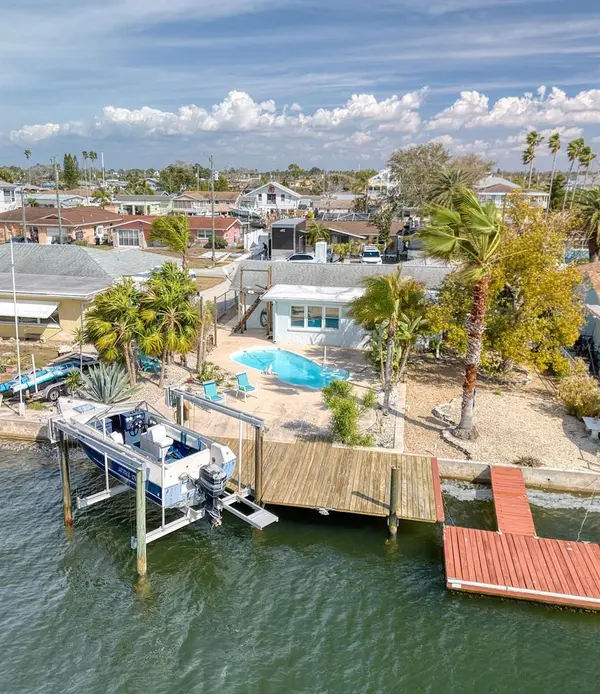 13525 MARIA DR, Hudson, FL 34667