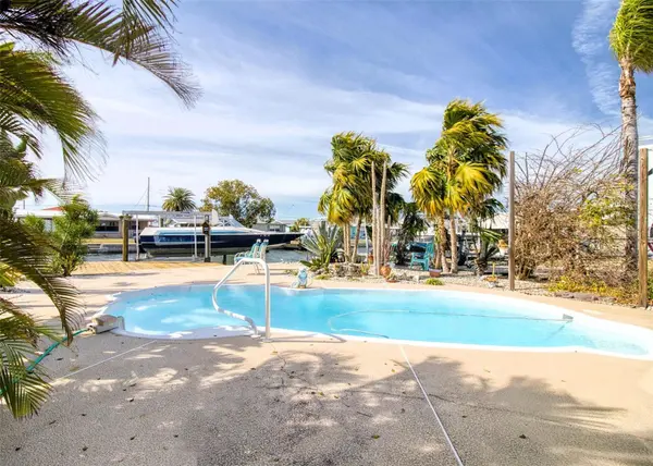 13525 MARIA DR, Hudson, FL 34667