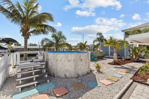13604 MARIA DR, Hudson, FL 34667